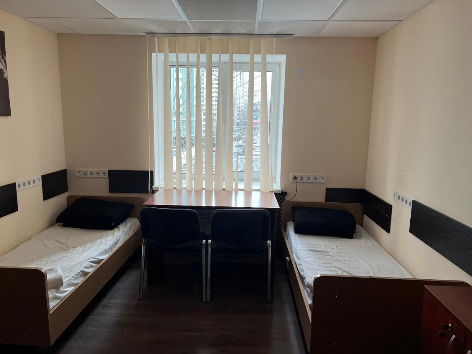 Hostel Krone Gok Zatishok Kiev Esterno foto