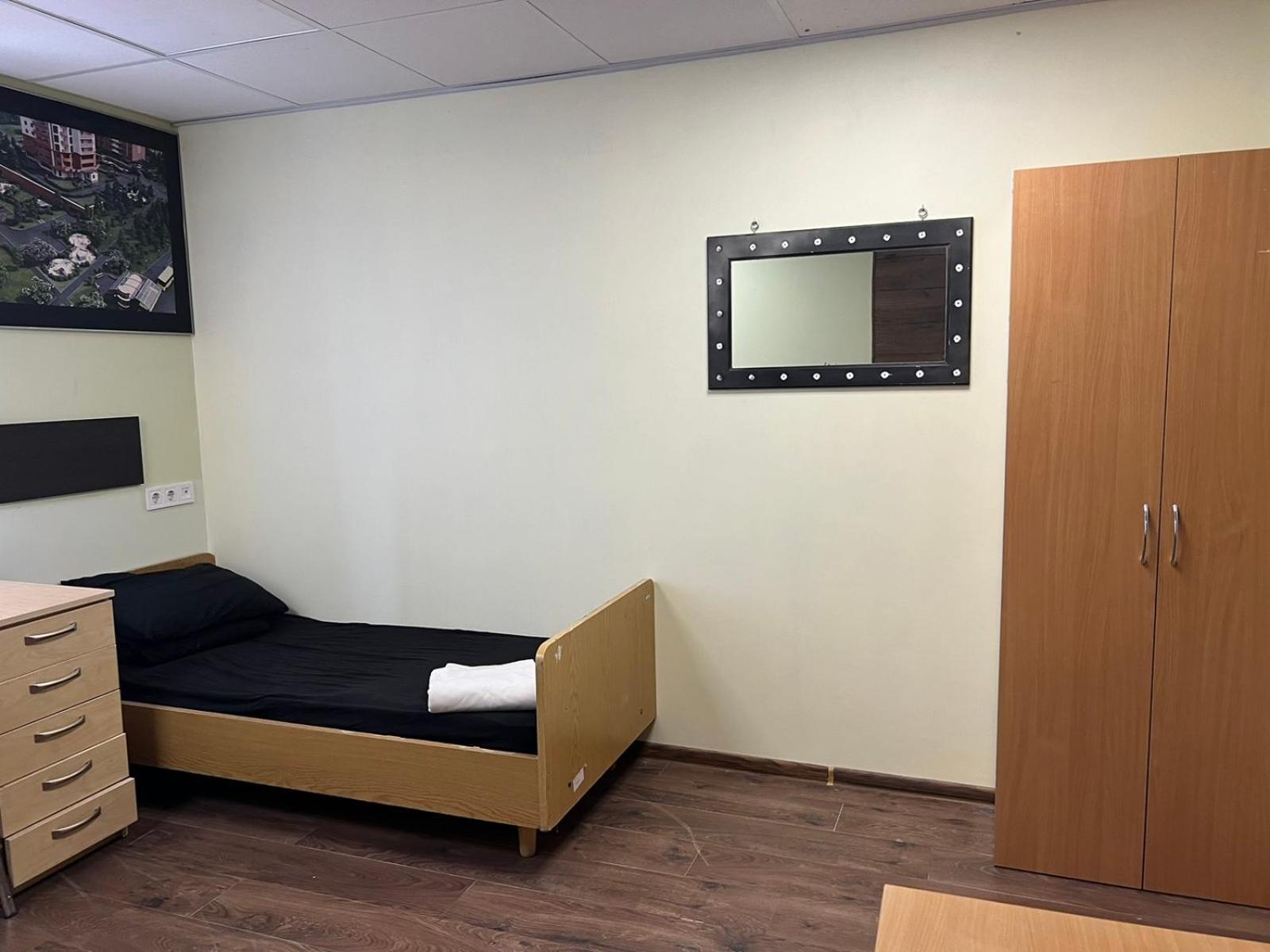 Hostel Krone Gok Zatishok Kiev Esterno foto