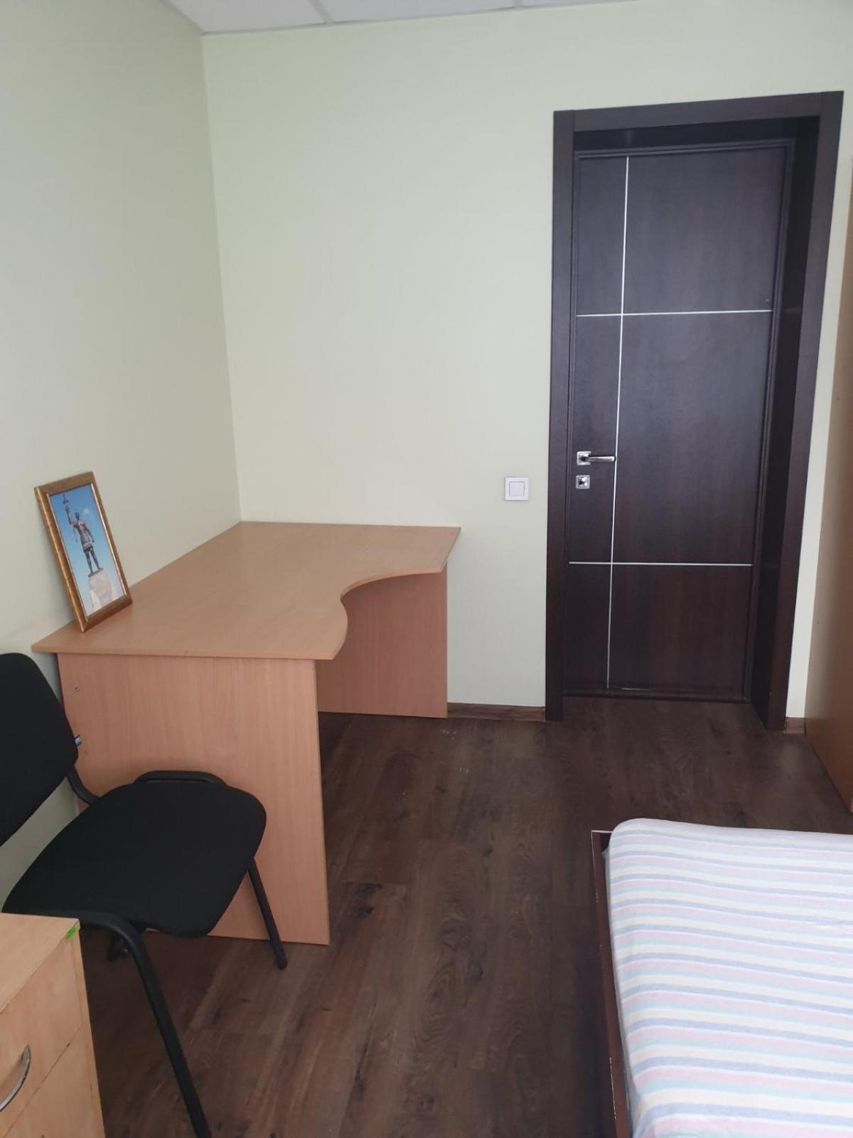 Hostel Krone Gok Zatishok Kiev Esterno foto