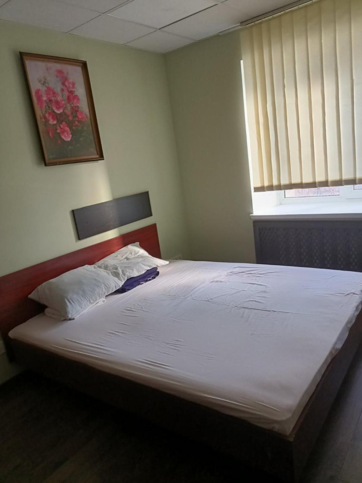 Hostel Krone Gok Zatishok Kiev Esterno foto